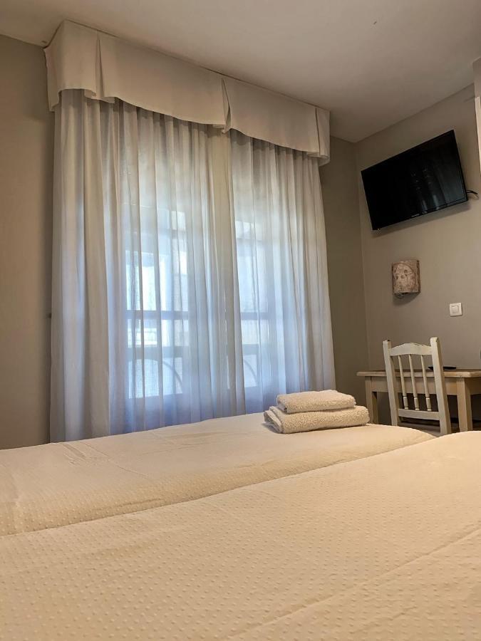 Hostal Restaurante Mendez Villafranca Del Bierzo Exteriér fotografie